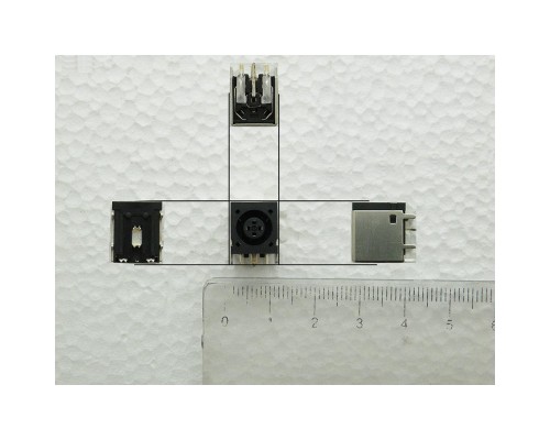 Роз'єм живлення ноутбука для Dell, HP PJ030 (7.4mm x 5.0mm + center pin) Универсальный (A49009)