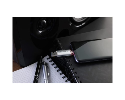 USB флеш накопичувач Mediarange 32GB Silver USB 3.0 / Type-C (MR936)